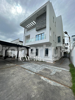 6 bedroom House for rent Lekki Lagos