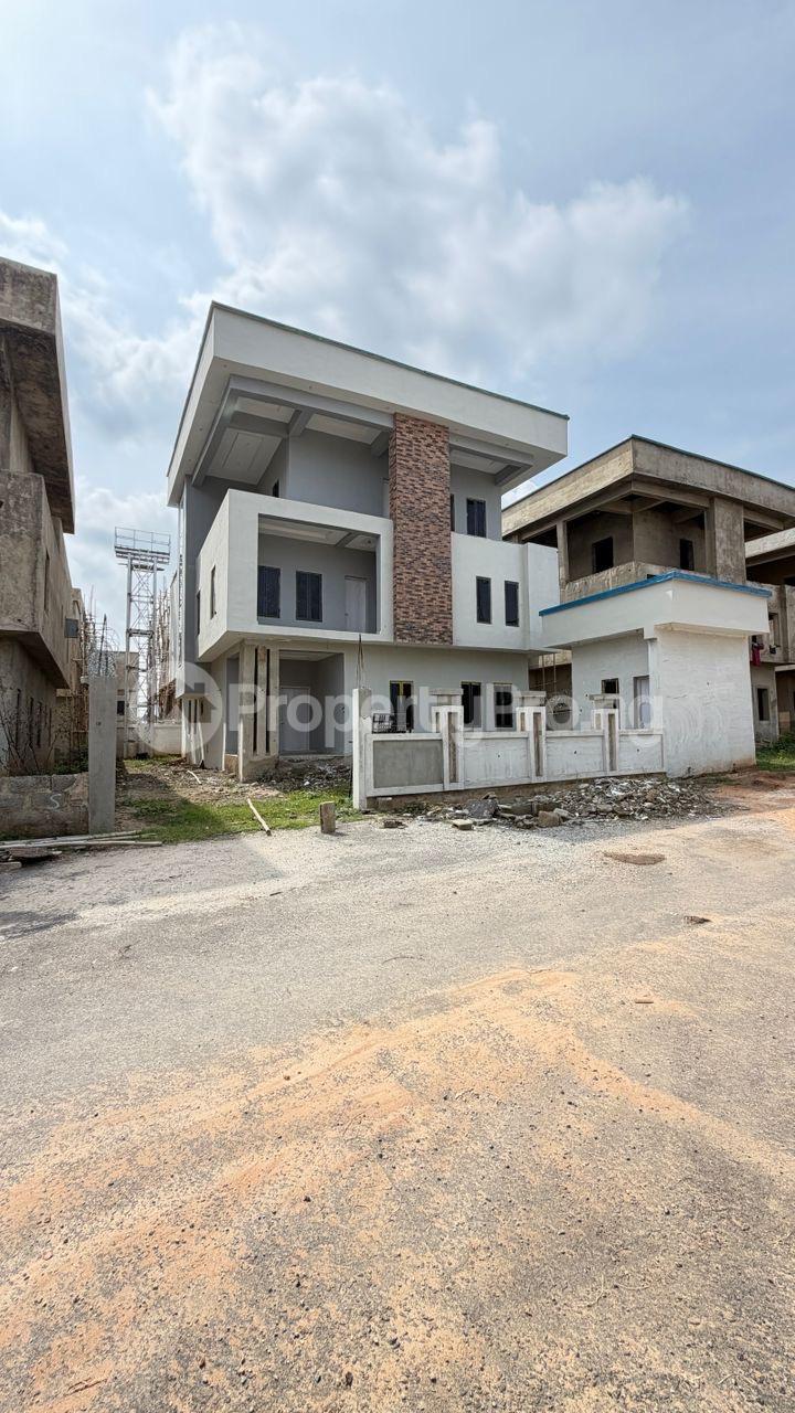 6 bedroom House for sale Jabi Jabi Abuja