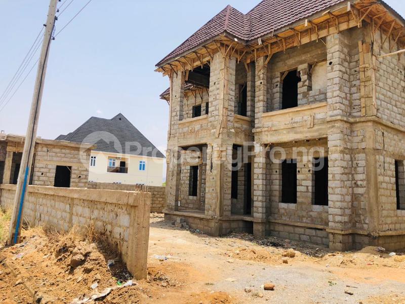 6 bedroom House for sale Gwarinpa Abuja
