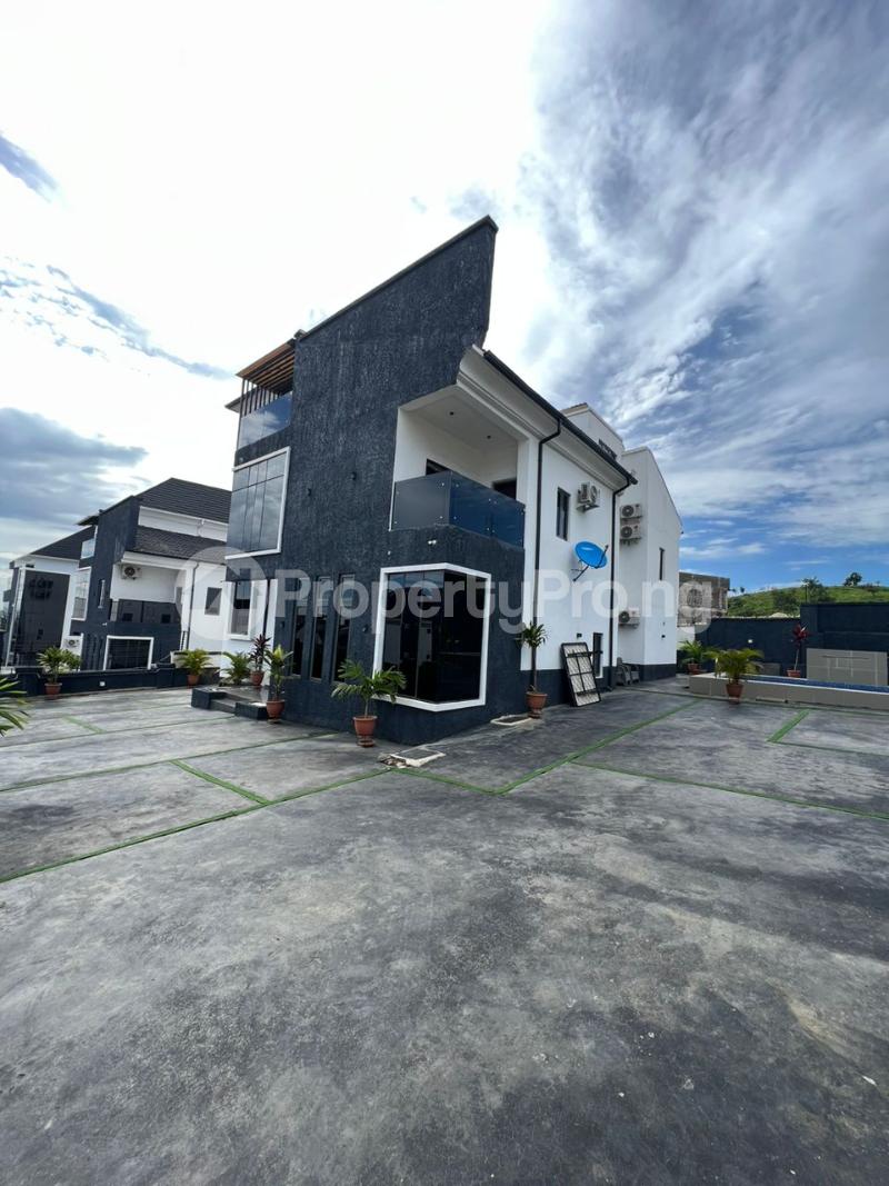 6 bedroom House for sale Guzape Abuja