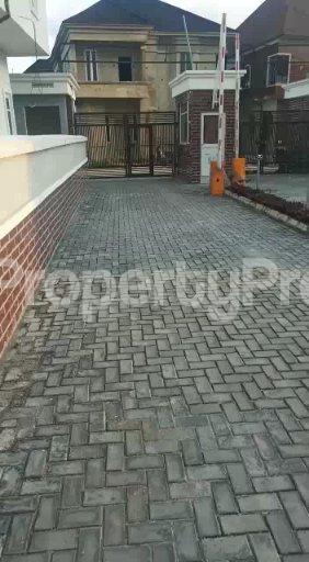 6 bedroom House for sale Beachwood Estate Shapati Bogije In A Clean Compound Off Lekki-Epe Expressway Ajah Lagos