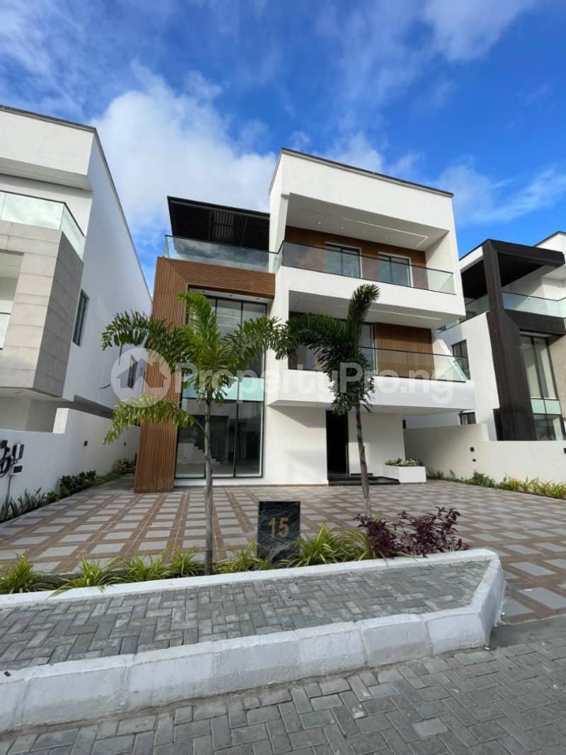 6 bedroom House for sale Discover Exceptional Luxury Living In This Stunning 6 Bedroom All Ensuite Detached Duplex Located Down Freedom Way, Lekki Scheme 1, Lagos. Freedom Way Lekki Lagos