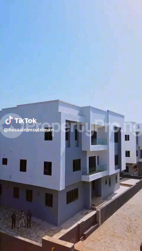 7 bedroom House for sale Asokoro Abuja