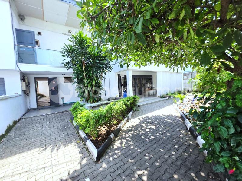 6 bedroom Commercial Property for rent Kofo Abayomi Victoria Island Lagos
