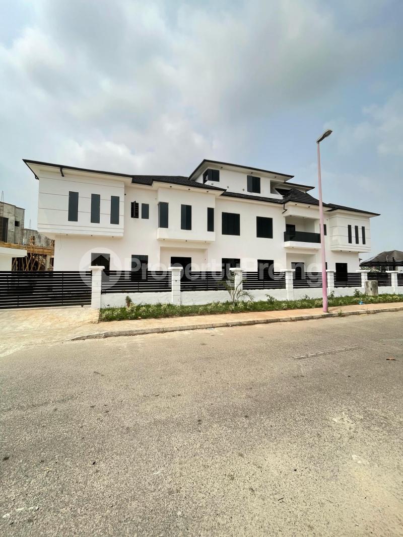 6 bedroom House for sale Ajah Lagos