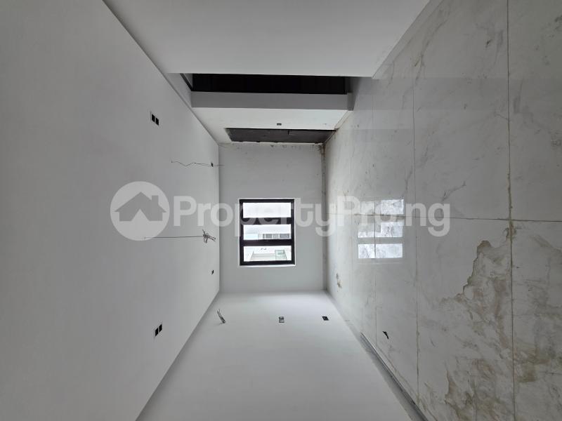 6 bedroom House for sale Hampton Bay Estate Ikate Lekki Lagos