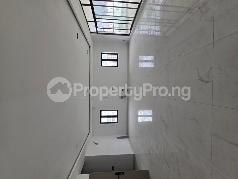 6 bedroom House for sale Hampton Bay Estate Ikate Lekki Lagos