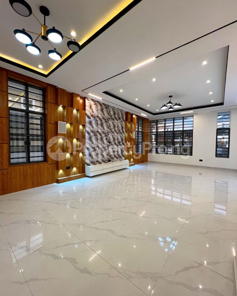 6 bedroom House for sale Chevron Drive chevron Lekki Lagos