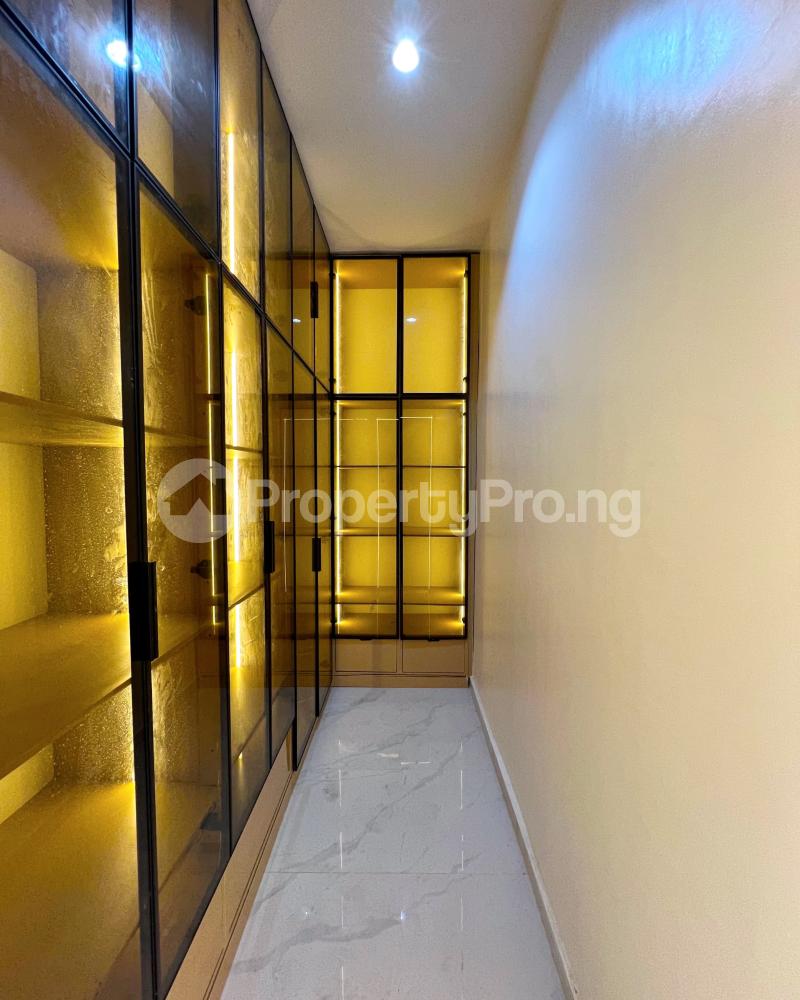 6 bedroom House for sale Chevron Drive chevron Lekki Lagos