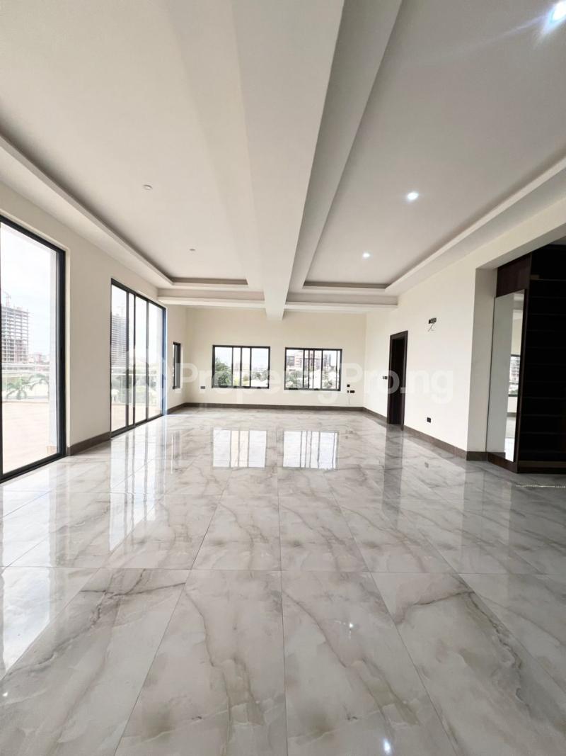 6 bedroom Flat / Apartment for sale Mekwen Ikoyi Lagos