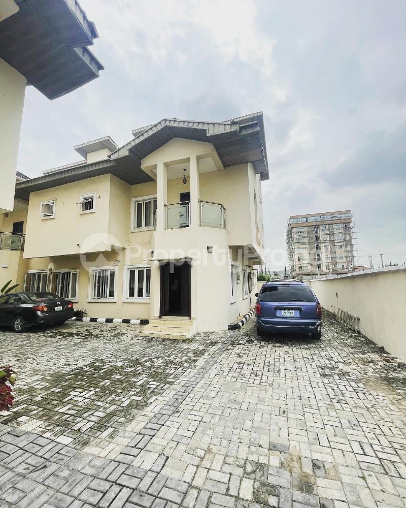 6 bedroom House for sale Ikate Lekki Lagos