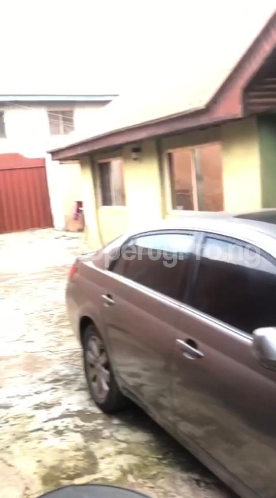 6 bedroom House for sale Akingbade,gbagi Area Old Ife Road, Ibadan Oyo