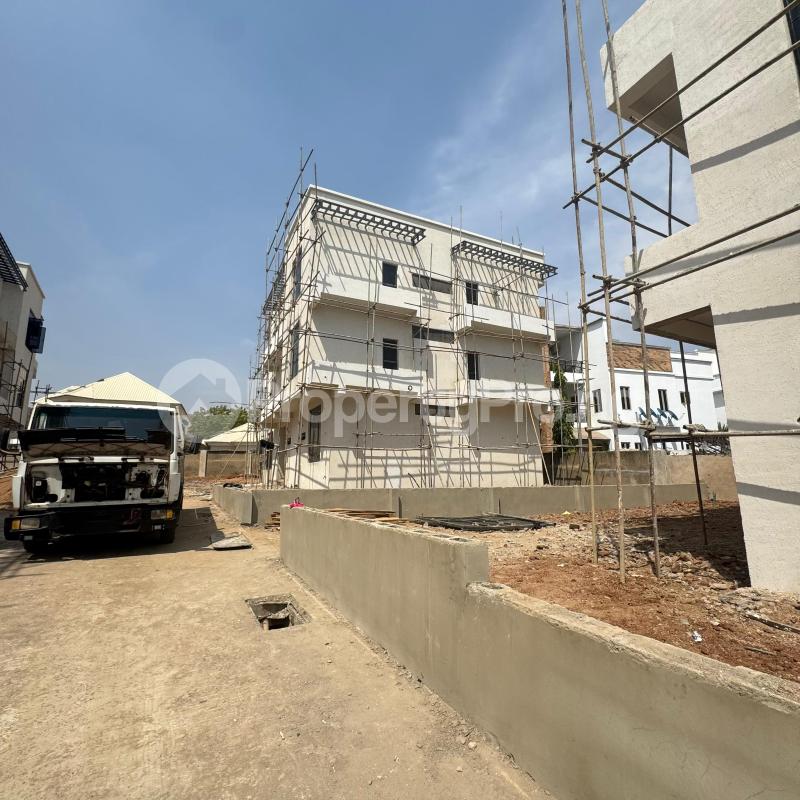 6 bedroom House for sale Katampe Ext Abuja