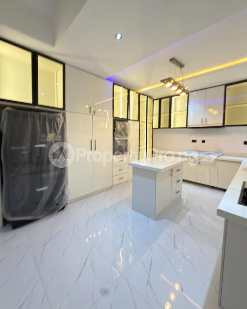 6 bedroom House for rent Magodo GRA Phase 2 Kosofe/Ikosi Lagos