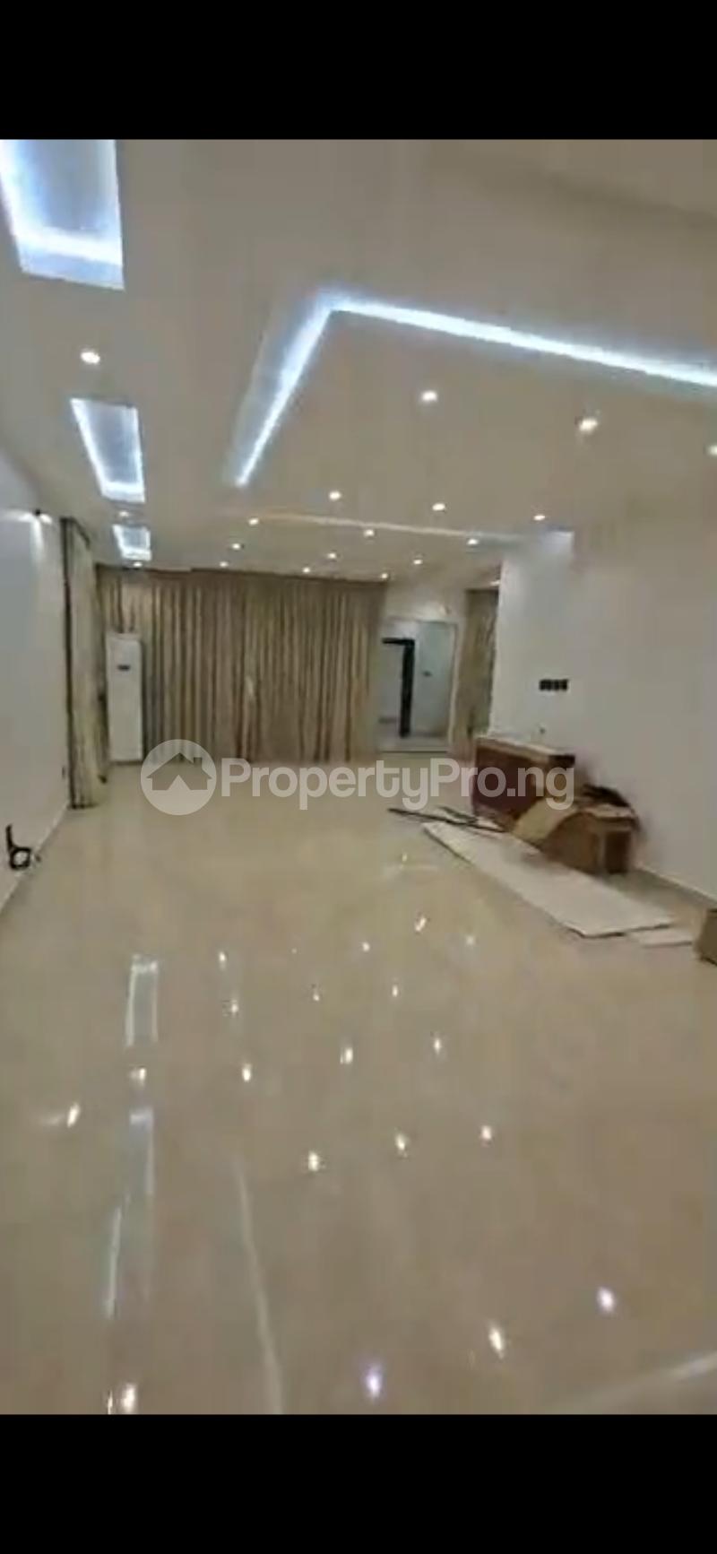 6 bedroom House for rent Mabushi Abuja