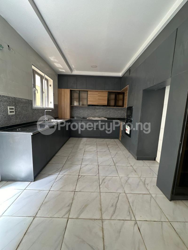 7 bedroom House for sale Jabi Abuja