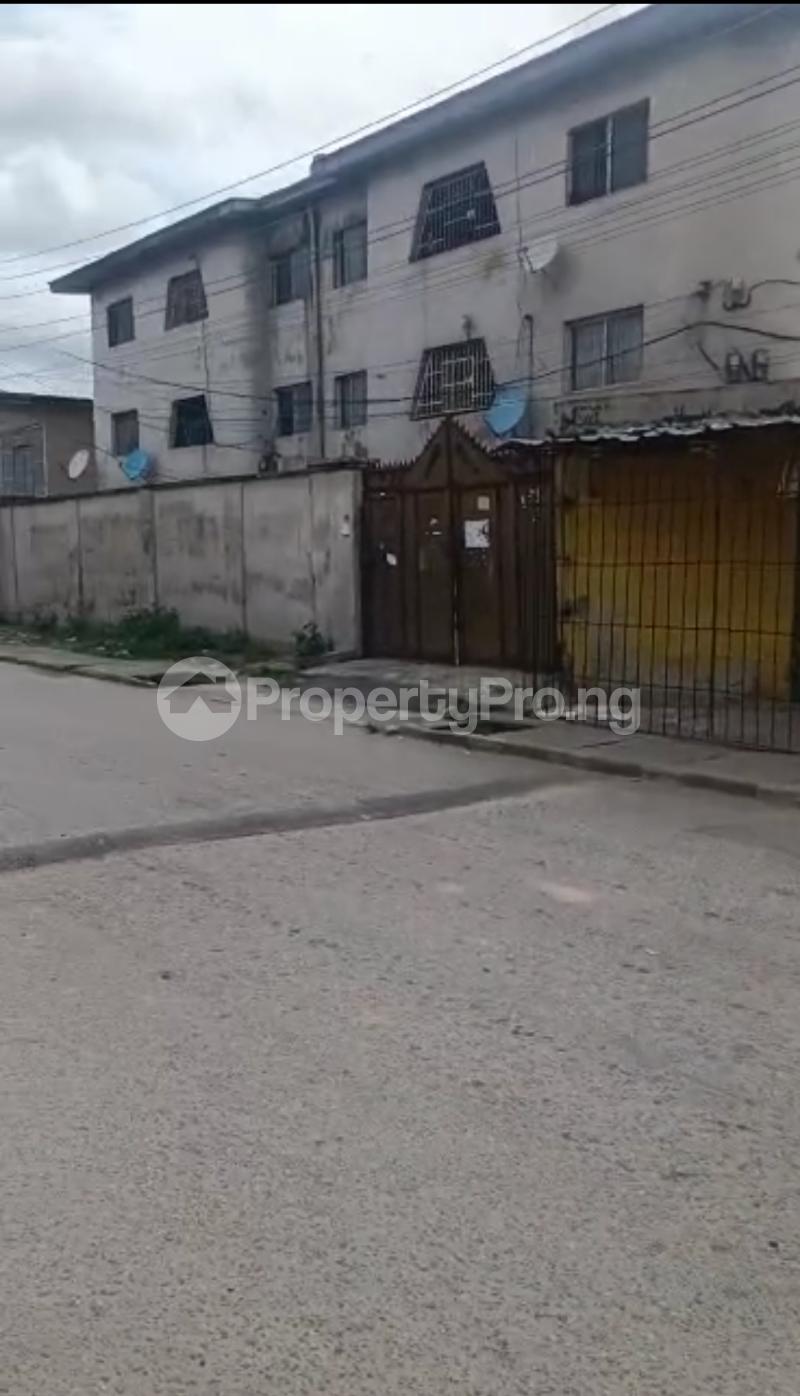 House for sale Off Orelope Bus Stop Egbeda Alimosho Lagos
