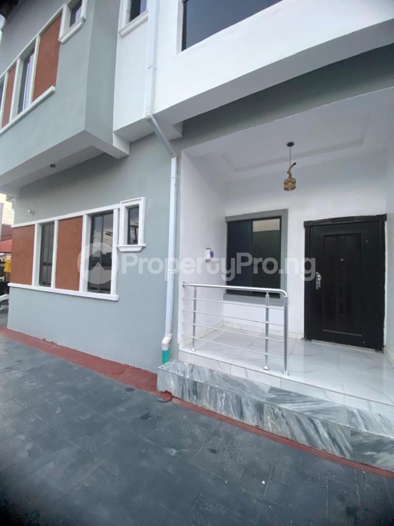 House for sale Off Ogosco B/ Stop Via Masha Kilo Surulere Lagos