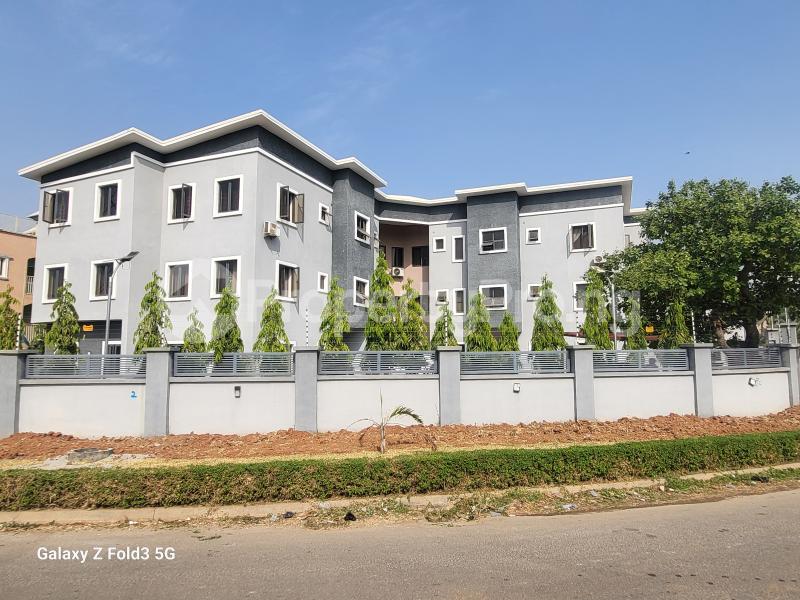 House for sale Close Zarthech Wuye Abuja