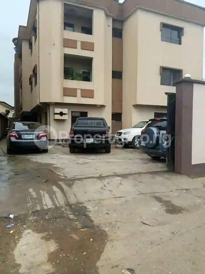 House for sale  Magodo Kosofe/Ikosi Lagos