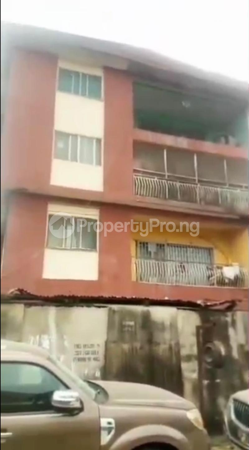 3 bedroom House for sale Akoka Area Of Yaba Akoka Yaba Lagos