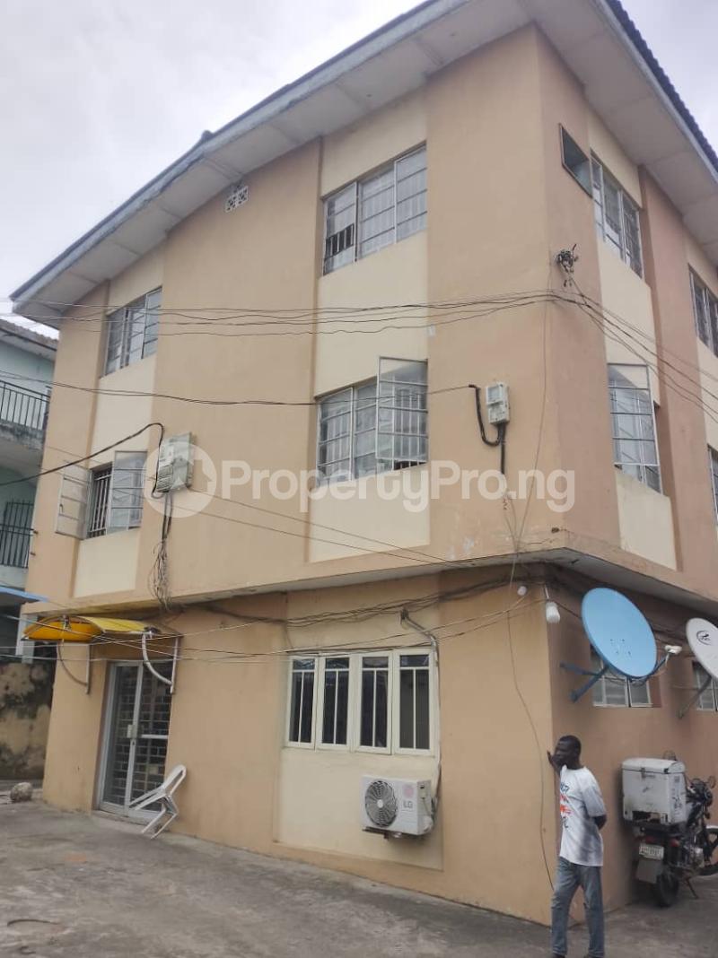 3 bedroom House for sale Elegbeleye Street Ikosi-Ketu Kosofe/Ikosi Lagos