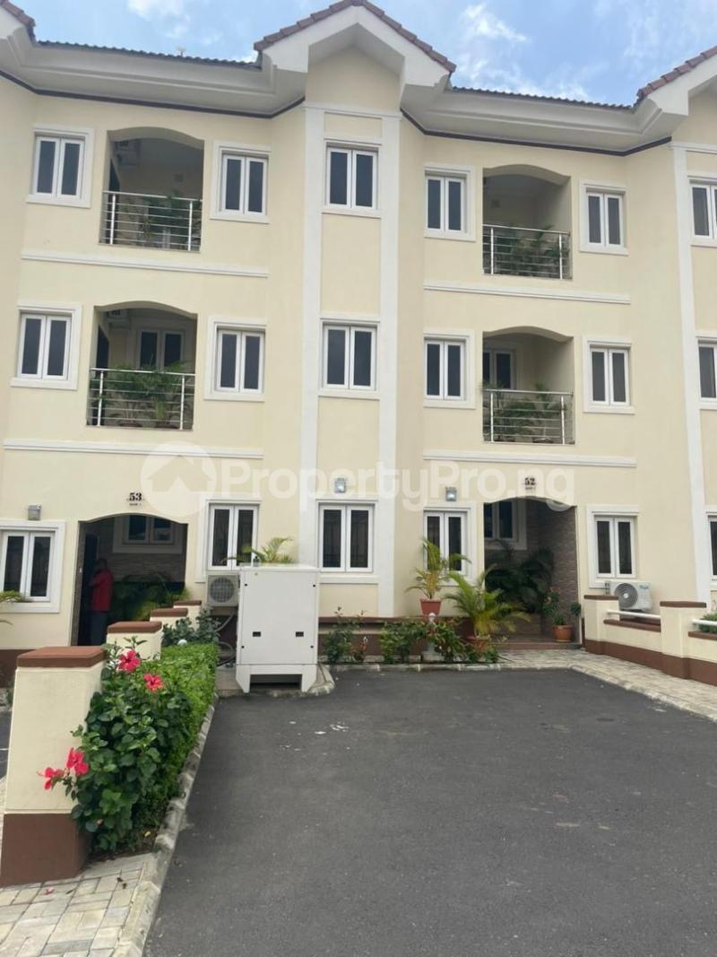 4 bedroom House for rent Godab Estate Life Camp Abuja