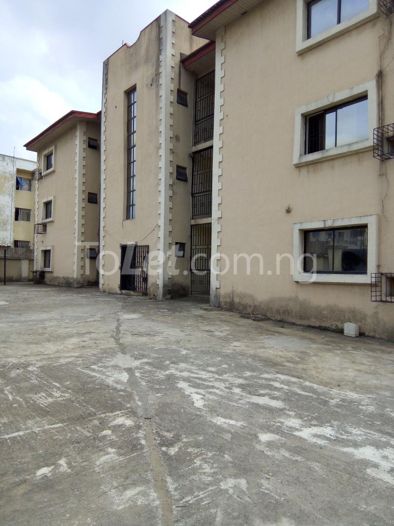 3 bedroom Flat / Apartment for rent 17 Ogundana Street, Allen Avenue Ikeja Lagos