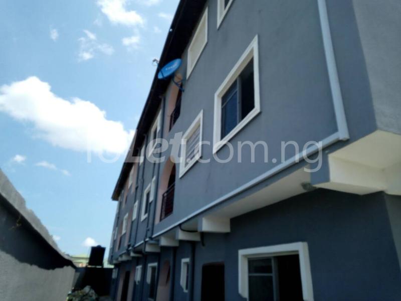 3 bedroom Flat / Apartment for rent Obiadulu Street Ago palace Okota Lagos