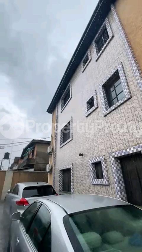 3 bedroom House for sale Ramat Crescent Ogudu Lagos