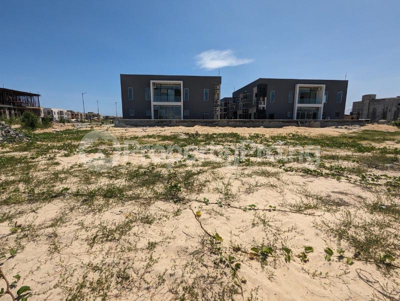 Land for sale Maiyegun Beach Estate, Jakande Lekki Lagos