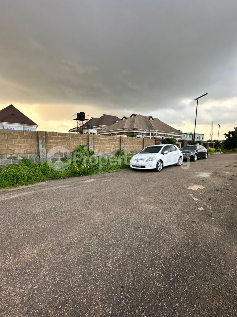 Land for sale Kolapo Ishola Gra, Akobo Ibadan Oyo - 1