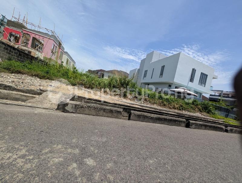 Land for sale Pinnock Beach Estate Osapa london Lekki Lagos