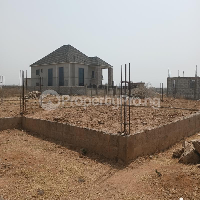 Land in Lugbe Abuja Land for sale in lugbe Land in lugbe