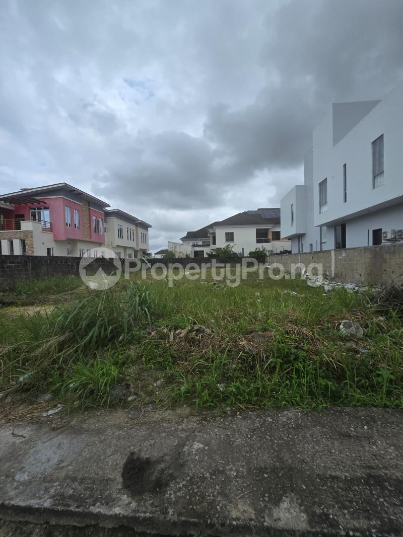 Land for sale For The Visionary Mogul Who Refuses To Settle For Another Man’s Idea Of Luxury In Osapa london Lekki Lagos - 0