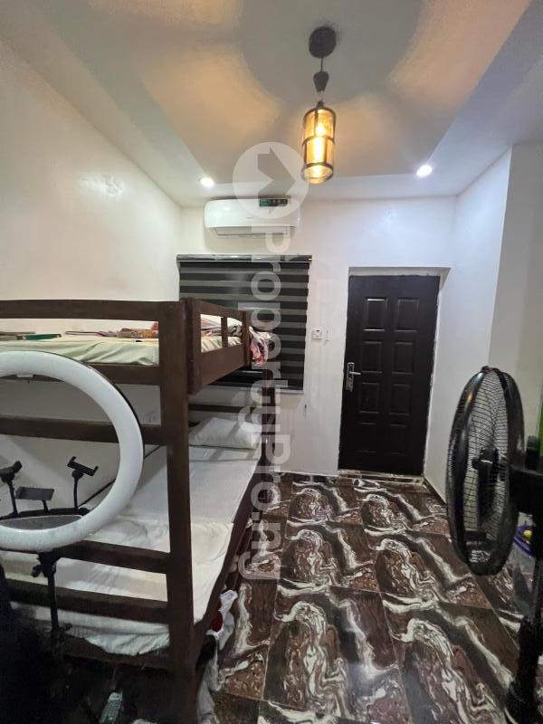 1 bedroom Flat / Apartment for rent Sule Street Abule-Oja Yaba Lagos