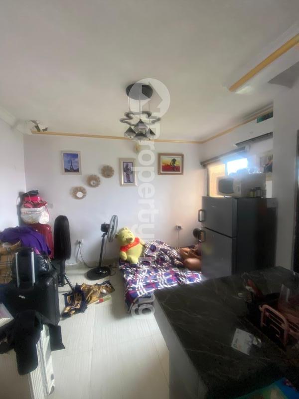 Flat / Apartment for rent Lekki Phase 2 Lekki Lagos