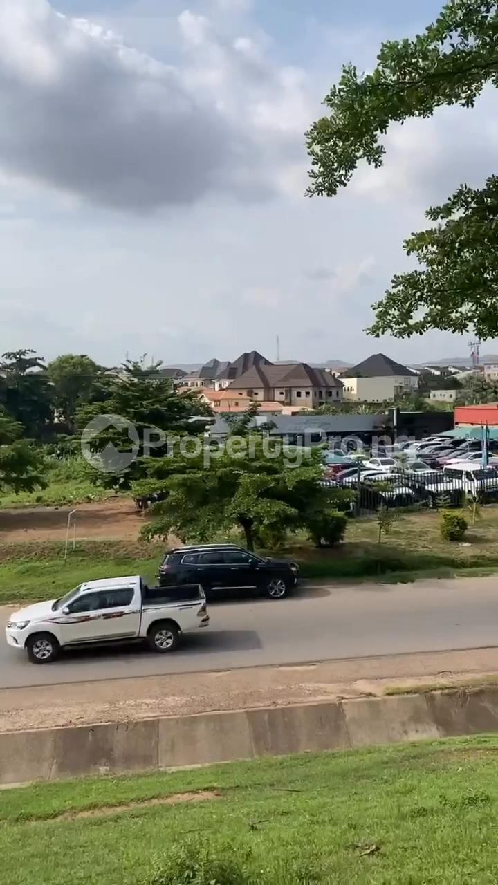 Land for sale Along Yaraduwa Express Mabushi Abuja