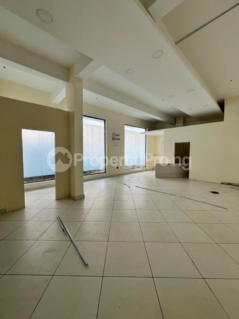Commercial Property for rent Lekki Phase 1 Lekki Lagos