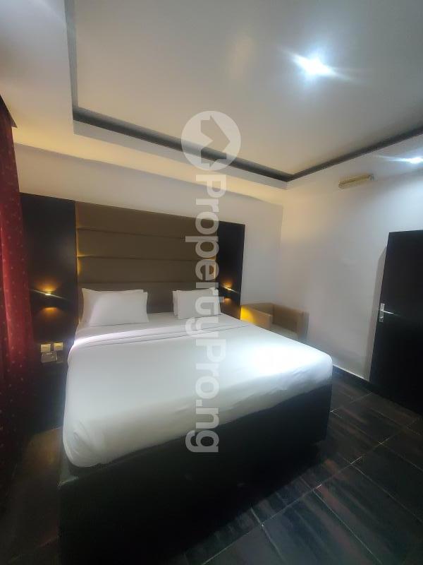 Flat / Apartment for shortlet chevron Lekki Lagos