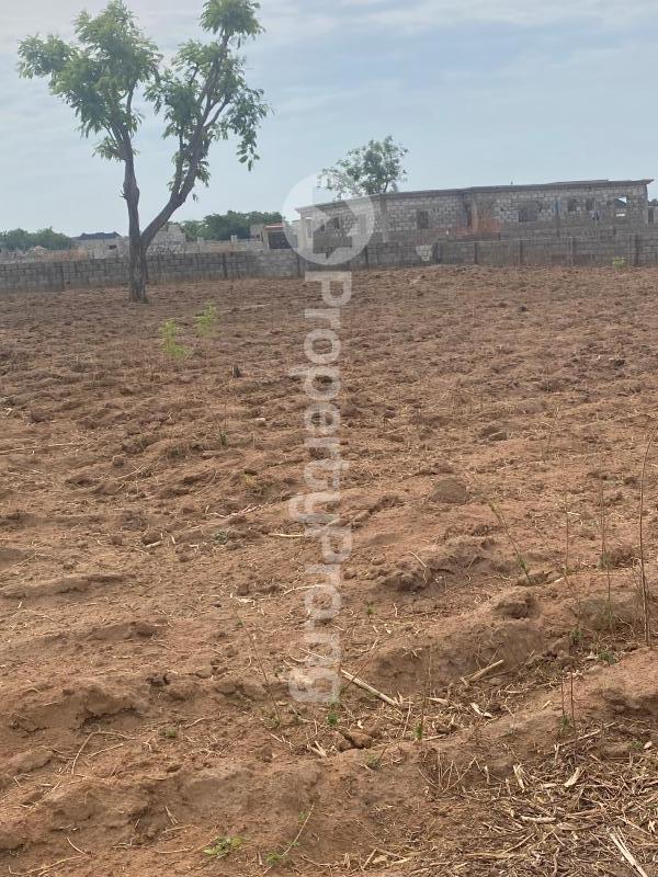 Land in Lugbe Abuja Land for sale in lugbe Land in lugbe