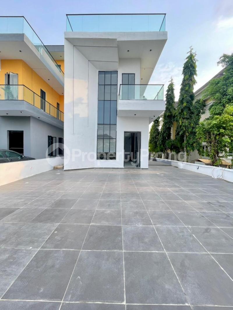 6 bedroom House for sale Orchid Lekki Lagos