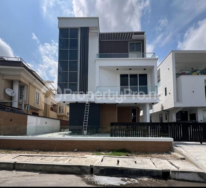 5 bedroom House for sale Osapa london Lekki Lagos