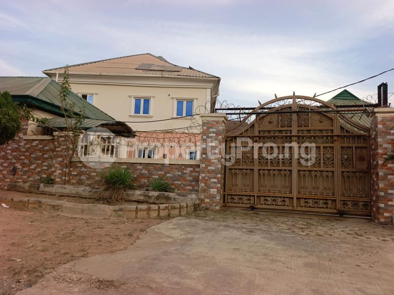 6 bedroom House for sale Lugbe Fha Back Of Amac Market. Fha Estate. Abuja Nigeria. Sabon Lugbe Lugbe Abuja