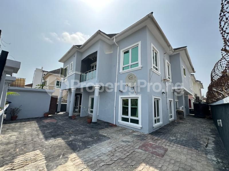 6 bedroom House for sale Chevron Lekki Lagos