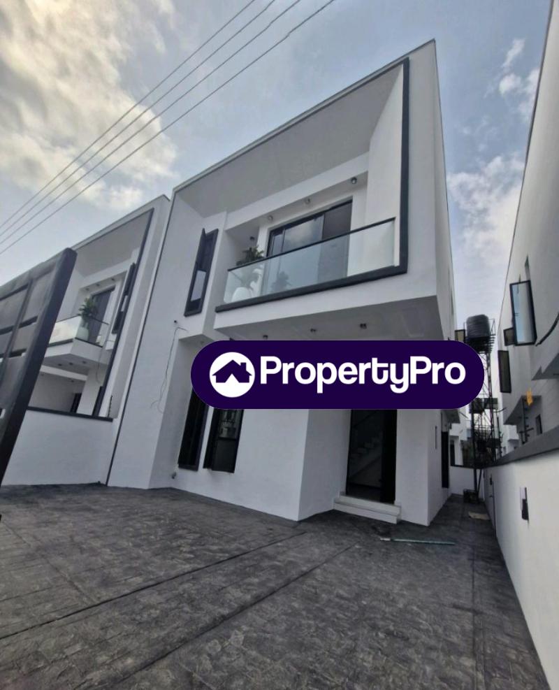 4 bedroom House for sale Lekki Lagos