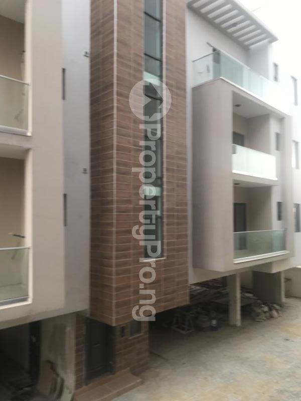 2 bedroom Flat / Apartment for sale Ologolo Lekki Lagos