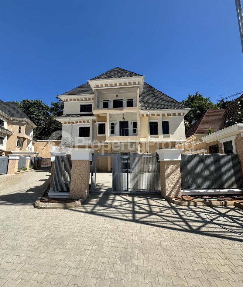 8 bedroom House for sale Asokoro Abuja