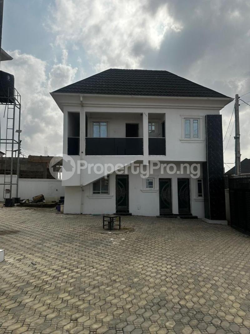 7 bedroom House for sale Adeoje Estate Akala Express Ibadan Oyo