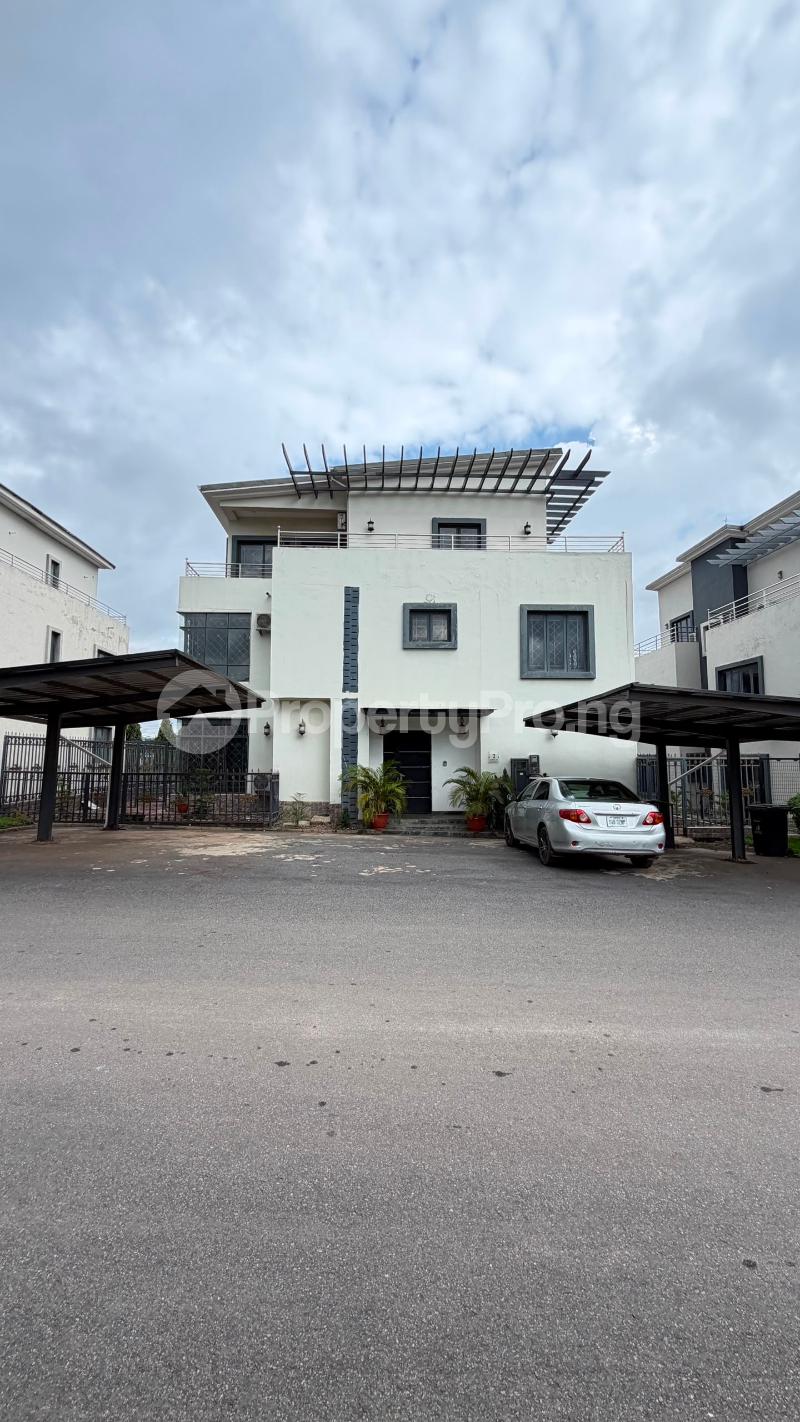 7 bedroom House for rent Apo Dutse Apo Dutse Abuja
